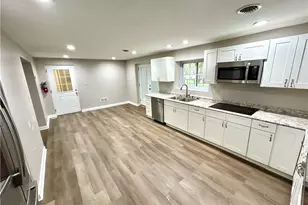 332 Johnson Ln, Bullskin Township, PA 15425 - Photo 12