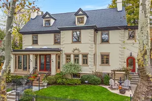 4 Colonial Pl, Pittsburgh, PA 15232 - Photo 1