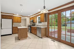 147 Fox Run Rd, Cranberry Township, PA 16066 - Photo 8