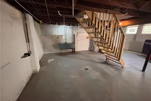 370 Princeton Dr, Pittsburgh, PA 15235 - Photo 8