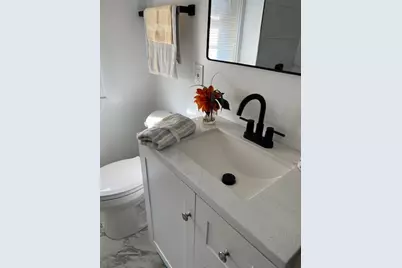 5582 Pocusset St, Pittsburgh, PA 15217 - Photo 18