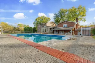 462 Fairlane Blvd, New Galilee, PA 16141 - Photo 6