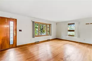 207 Orchard Terrace Dr, Wilmington Township, PA 16142 - Photo 4