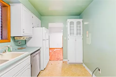 207 Orchard Terrace Dr, Wilmington Township, PA 16142 - Photo 12