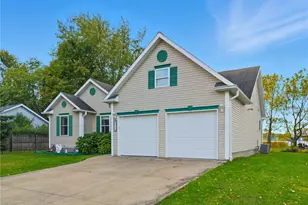 4716 Cedar Dr, North Beaver Township, PA 16428 - Photo 6