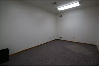 766 E Pittsburgh St Unit 202, Greensburg, PA 15601 - Photo 18