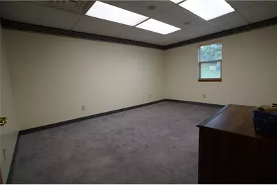 533 Rugh St, Suite 3, Hempfield Township, PA 15601 - Photo 6