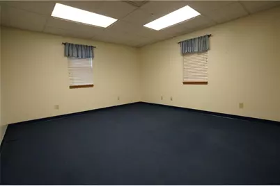 533 Rugh St, Suite 3, Hempfield Township, PA 15601 - Photo 12