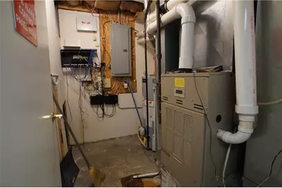 533 Rugh St, Hempfield Township, PA 15601 - Photo 10