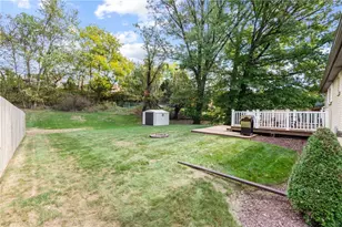 120 Holiday Park Dr, Pittsburgh, PA 15239 - Photo 22