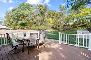 120 Holiday Park Dr, Pittsburgh, PA 15239 - Photo 20