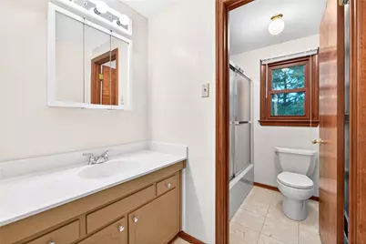 497 Bassett Dr, Bethel Park, PA 15102 - Photo 16