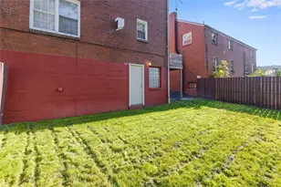 2165 Lindsay Rd, Pittsburgh, PA 15221 - Photo 28