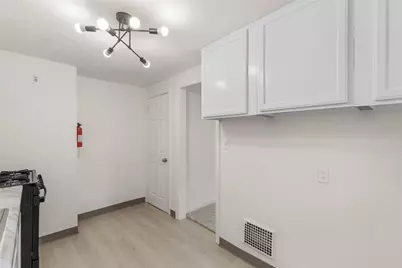 2165 Lindsay Rd, Pittsburgh, PA 15221 - Photo 14