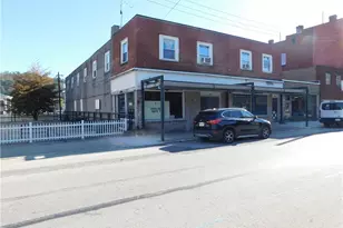 628 Fallowfield Ave, Charleroi Boro, PA 15022 - Photo 2