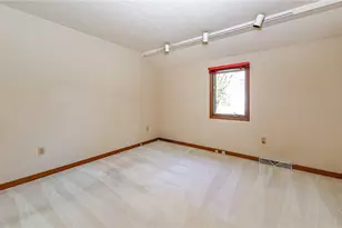 1627 King James Dr, Pittsburgh, PA 15237 - Photo 22