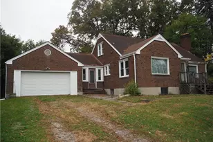 106 Orchard Dr, Connoquenessing Township, PA 16053 - Photo 2