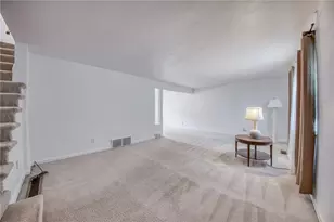 7 Chapel Dr, Ross Twp, PA 15237 - Photo 4