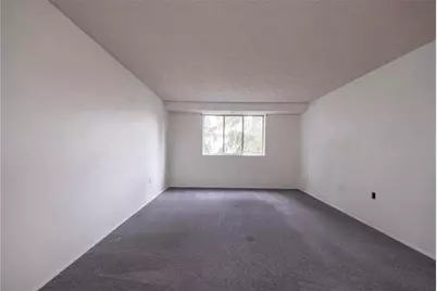 27506 Evergreen Run #06, Imperial, PA 15126 - Photo 8