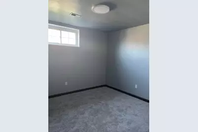 3506 Mayfair St #B, McKeesport, PA 15132 - Photo 12