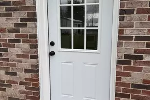 216 E Jackson St, Houston, PA 15342 - Photo 12