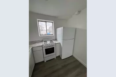 216 E Jackson St, Houston, PA 15342 - Photo 10