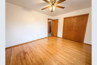 414 Holyoke Rd, Center Township, PA 16001 - Photo 28