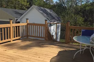 913 16th St, Aliquippa, PA 15001 - Photo 2