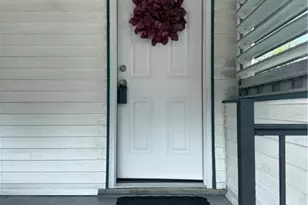 9 E Gaskill Ave, Jeannette, PA 15644 - Photo 2