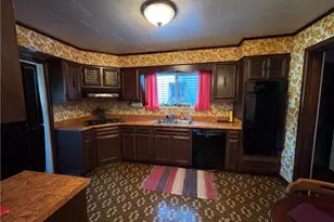 603 7th Ave, Coraopolis, PA 15108 - Photo 6