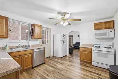 2327 Larkins Way, Pittsburgh, PA 15203 - Photo 10