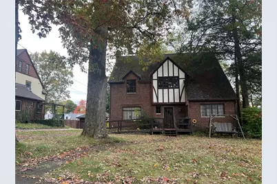 310 Sumner Ave, New Castle, PA 16105 - Photo 1