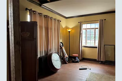 310 Sumner Ave, New Castle, PA 16105 - Photo 4