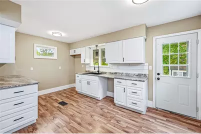 124 Wengler Ave, Sharon, PA 16146 - Photo 10