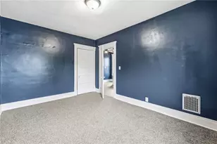 522 Wallis Ave, Farrell, PA 16121 - Photo 16