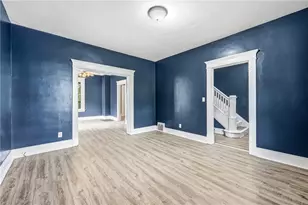 522 Wallis Ave, Farrell, PA 16121 - Photo 4