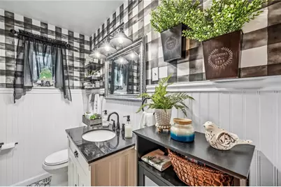 409 Patt Drive, Farrell, PA 16121 - Photo 28