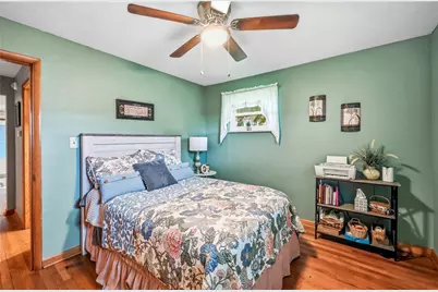 409 Patt Drive, Farrell, PA 16121 - Photo 32