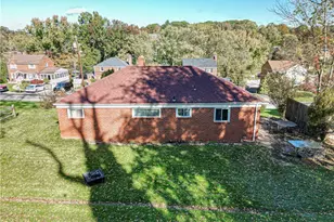 6512 Ventura Dr, South Park, PA 15236 - Photo 4