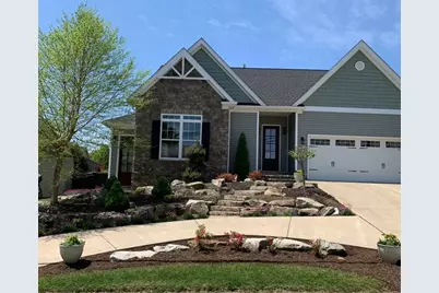 610 Caruthers Ln, Irwin, PA 15642 - Photo 1