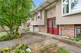 1302 Rankin Rd, White Oak, PA 15131 - Photo 2