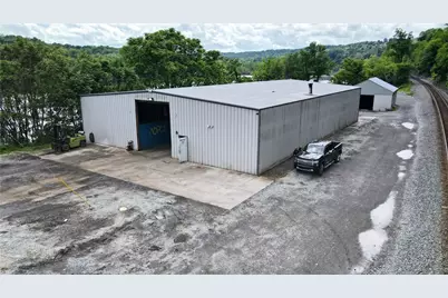 736 Front St, East Bethlehem, PA 15333 - Photo 2