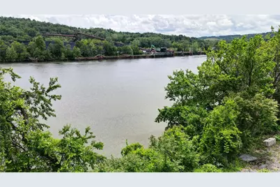 736 Front St, East Bethlehem, PA 15333 - Photo 16