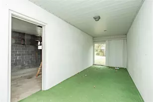 115 Acadia Ln, Washington Township, PA 15613 - Photo 12