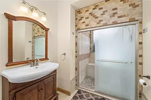 827 Galey Blvd, Brighton Township, PA 15009 - Photo 22