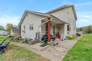 54 Price Rd, Collier Township, PA 15142 - Photo 30