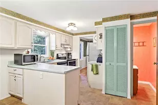 675 Blue Ridge Rd, Pittsburgh, PA 15239 - Photo 18