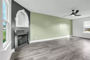 844 Hawk Valley Dr, Allegheny Township, PA 15656 - Photo 6