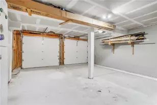 844 Hawk Valley Dr, Allegheny Township, PA 15656 - Photo 26