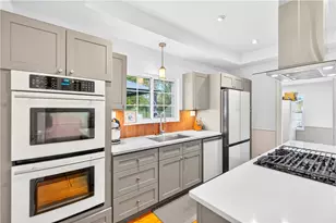 725 Eastman St, West Mifflin, PA 15122 - Photo 6